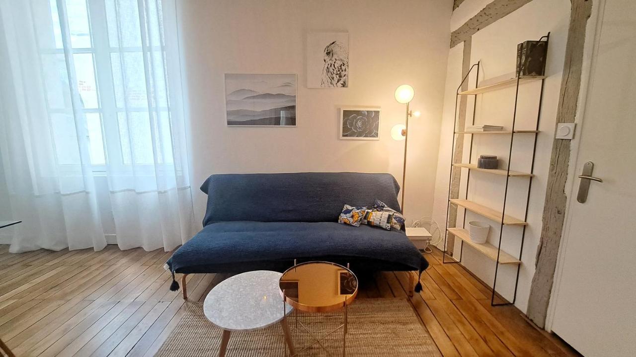 Appartement Centre Vieux Tours Dans Immeuble Historique 3P Dış mekan fotoğraf